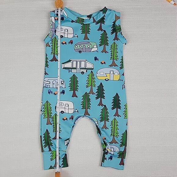 Floral Pig campers romper 12 M - Picture 7 of 8